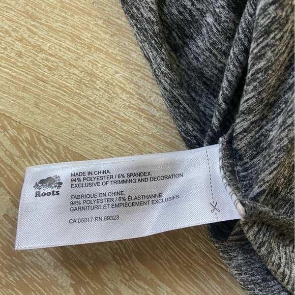 Roots Athletic Lightweight Heathered Gray Quarter Zip Long Sleeve Workout Jacket - Picture 7 of 8